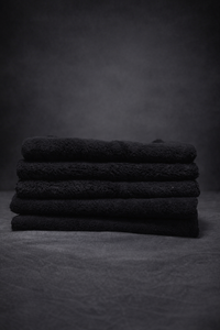 Agent Detail – Black Microfiber Towels (16” x 16”, 500 GSM)